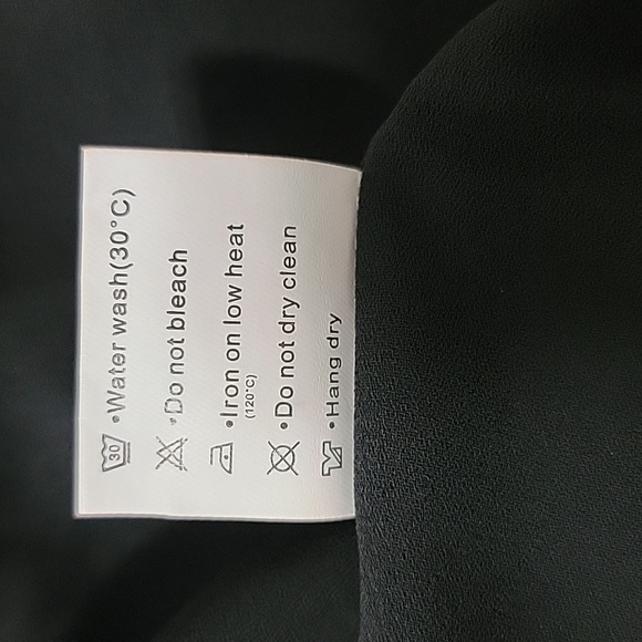 NWT-PINKMSTYLE Clothing Co. Cover Up Swimsuit with pom poms one size - Picture 8 of 8